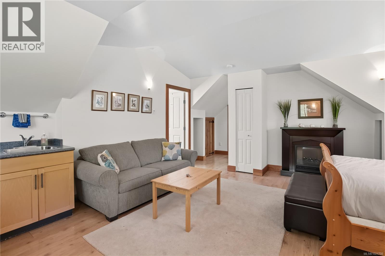 978 Peninsula Rd, Ucluelet, British Columbia  V0R 3A0 - Photo 37 - 1021798