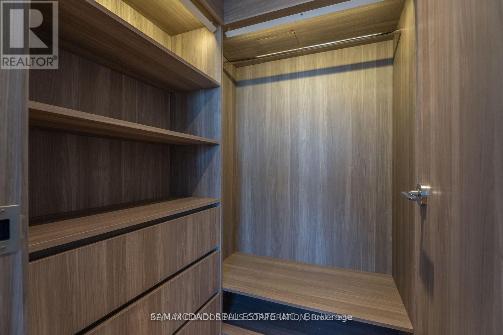 4002 - 38 Widmer Street, Toronto, Ontario  M5V 2E9 - Photo 15 - C12643062