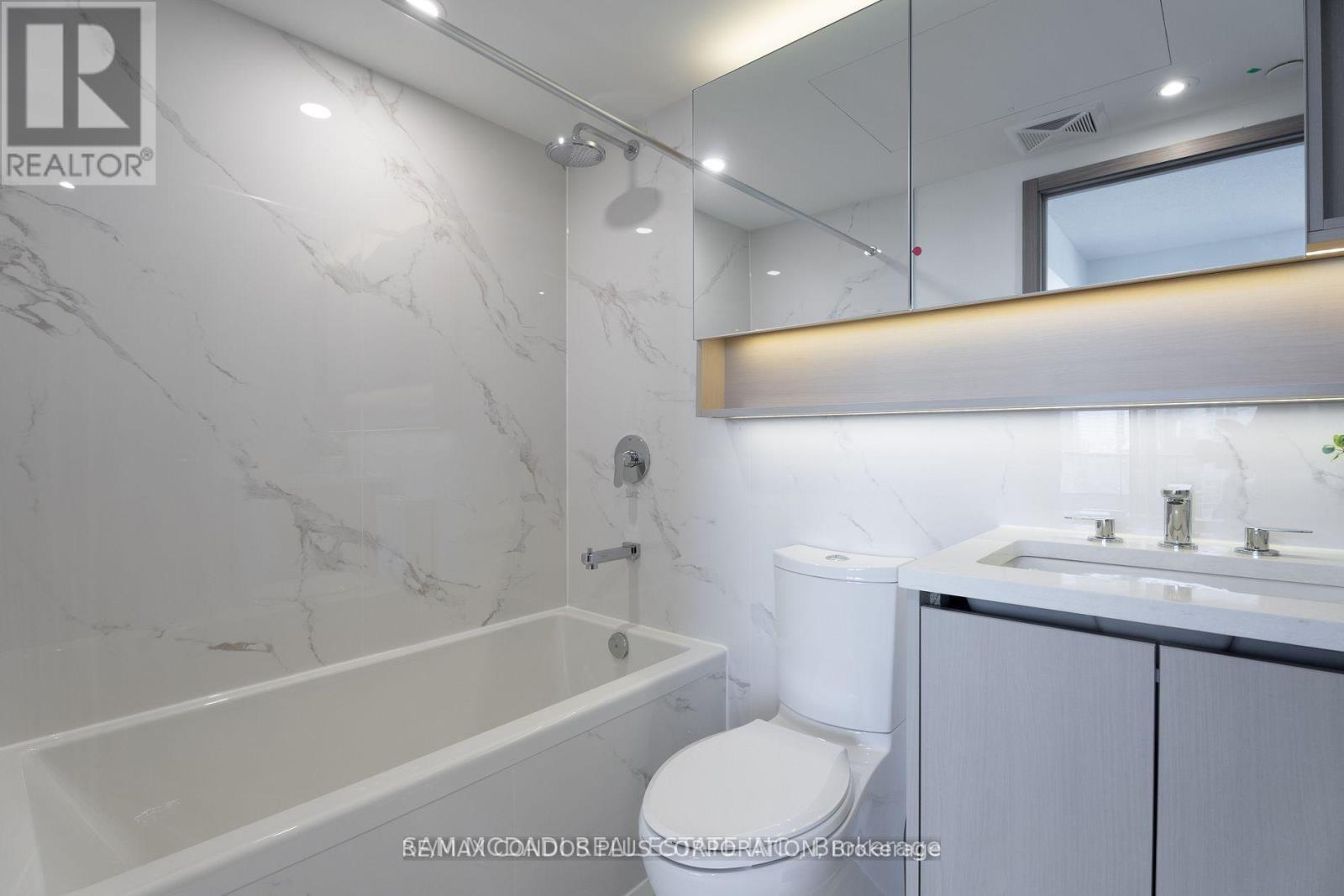 4002 - 38 Widmer Street, Toronto, Ontario  M5V 2E9 - Photo 16 - C12643062