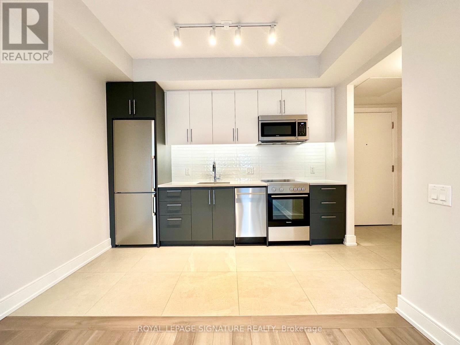 411 - 2525 Bathurst Street, Toronto, Ontario  M6B 2Y9 - Photo 8 - C12643088