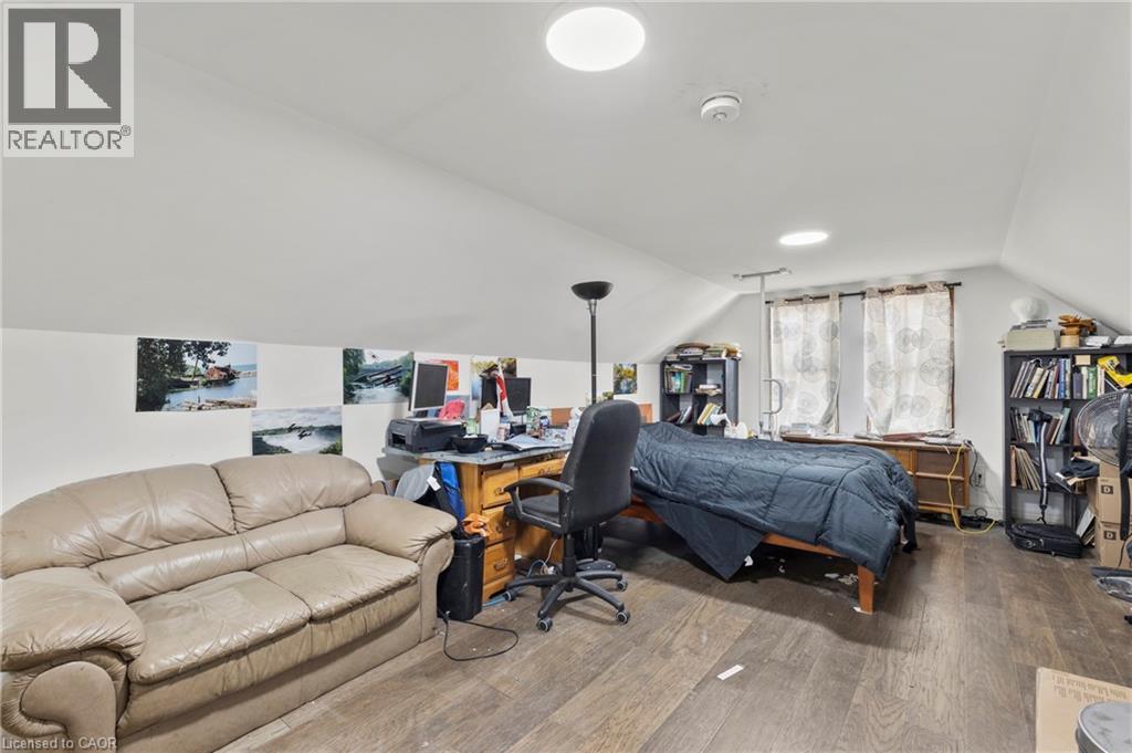 362 Carlton Street, St. Catharines, Ontario  L2M 4W5 - Photo 12 - 40794524