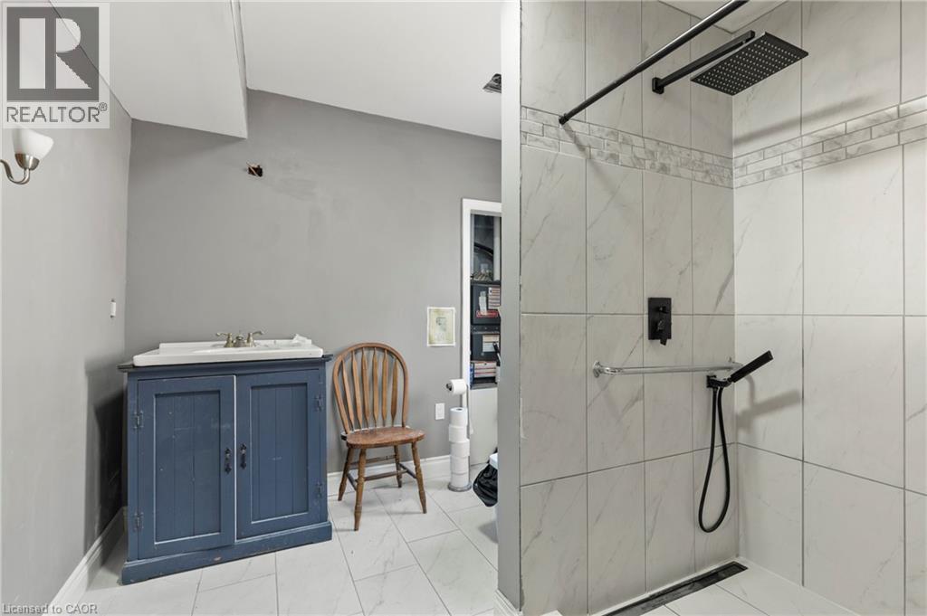 362 Carlton Street, St. Catharines, Ontario  L2M 4W5 - Photo 9 - 40794524