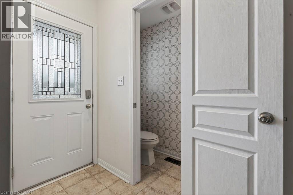 55 Lupo Drive, Waterdown, Ontario  L8B 0V3 - Photo 5 - 40794619