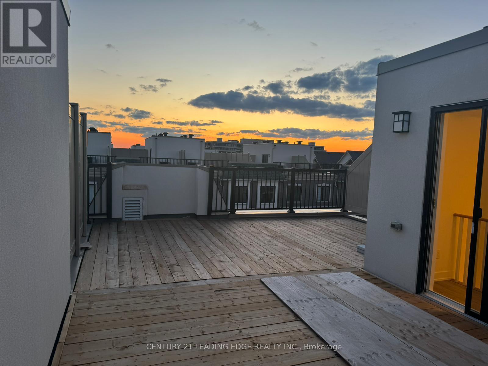 43 - 23 Canton Lane, Whitchurch-Stouffville, Ontario  L4A 4W8 - Photo 23 - N12643024