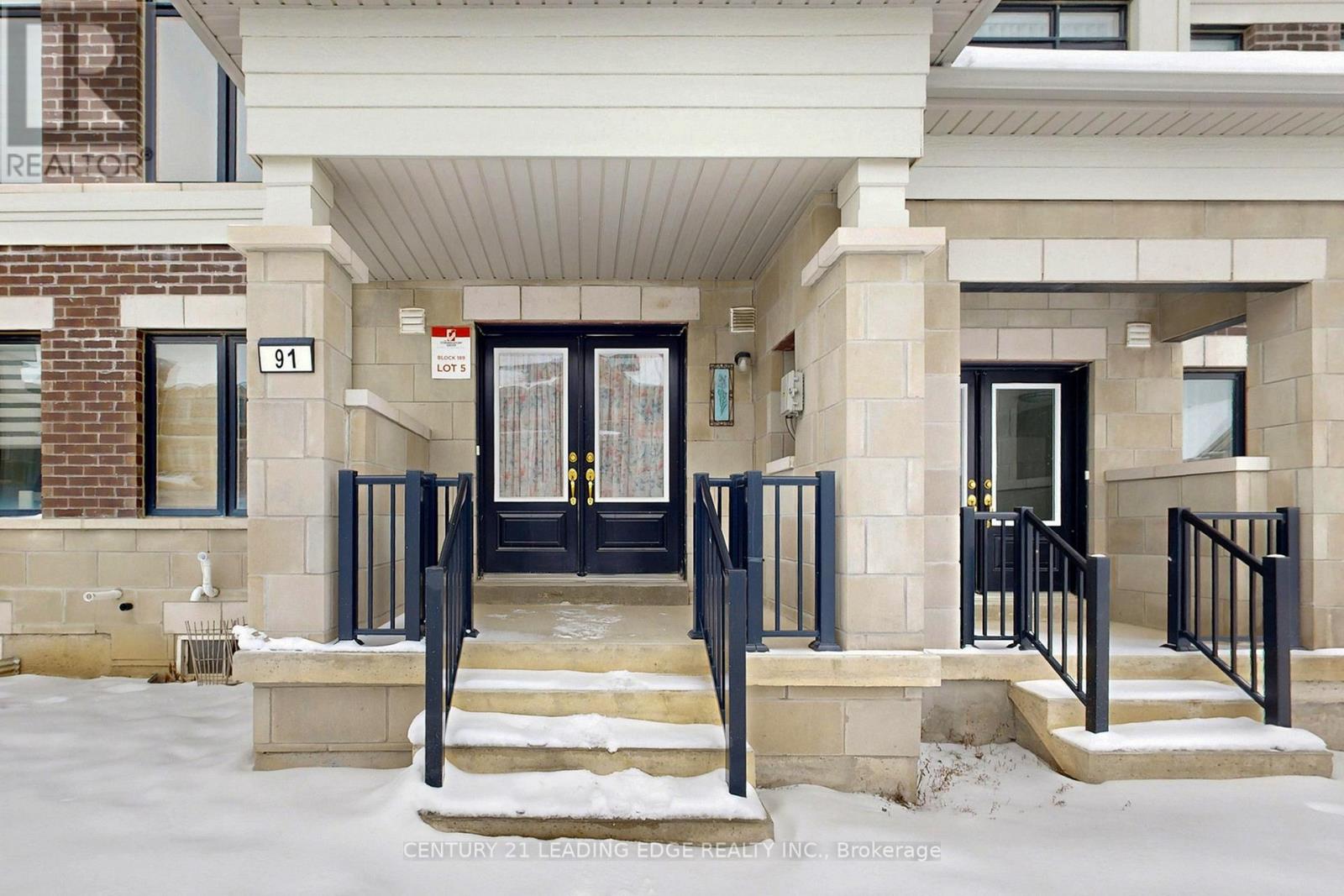 91 William F. Bell Parkway, Richmond Hill, Ontario  L4S 0K4 - Photo 2 - N12641836