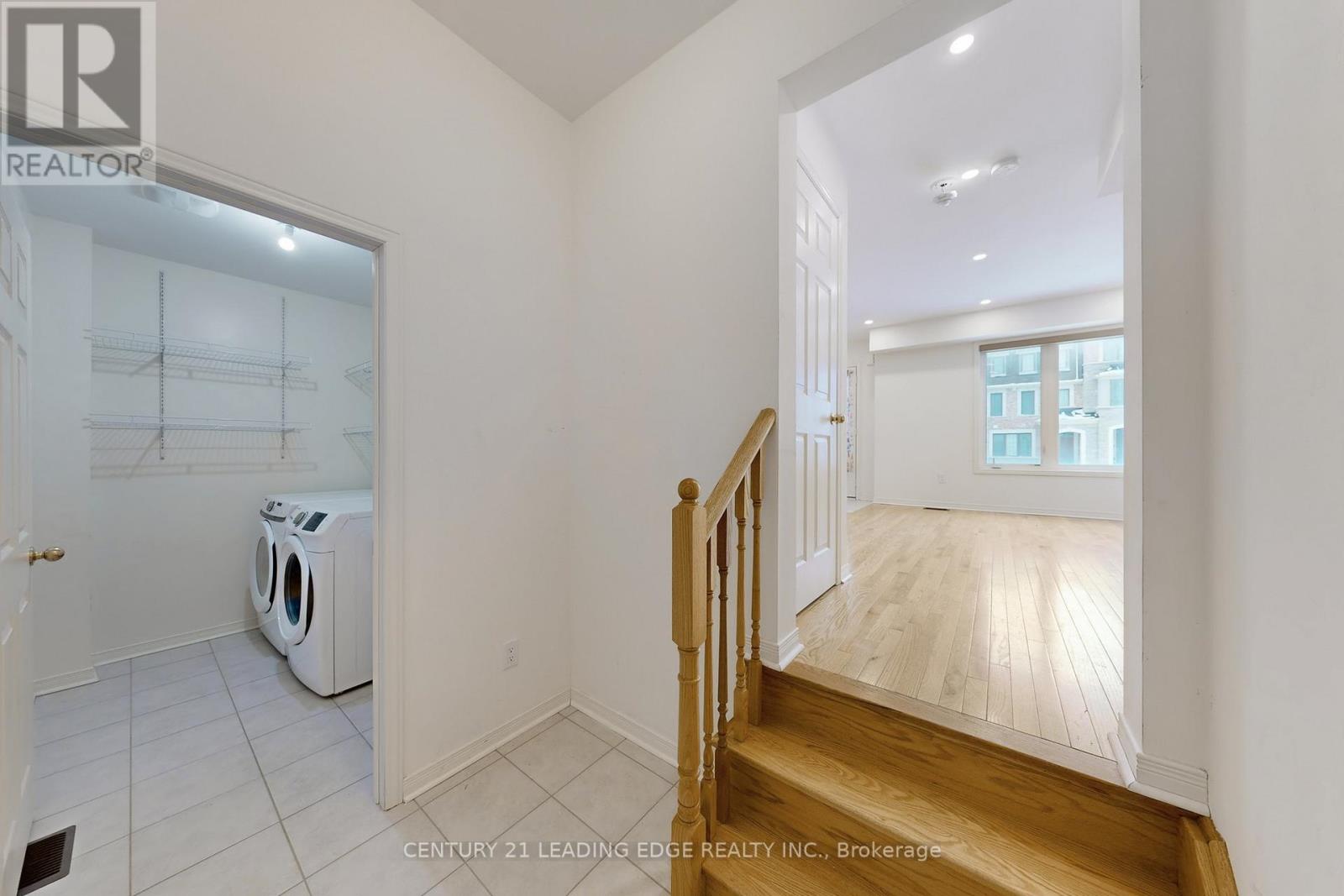 91 William F. Bell Parkway, Richmond Hill, Ontario  L4S 0K4 - Photo 24 - N12641836