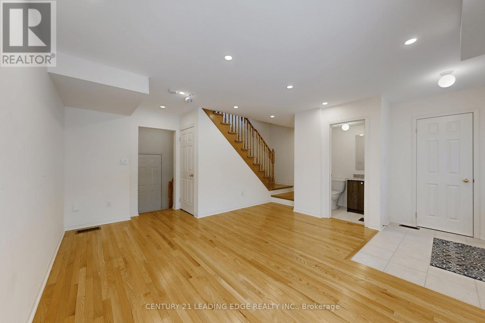 91 William F. Bell Parkway, Richmond Hill, Ontario  L4S 0K4 - Photo 22 - N12641836