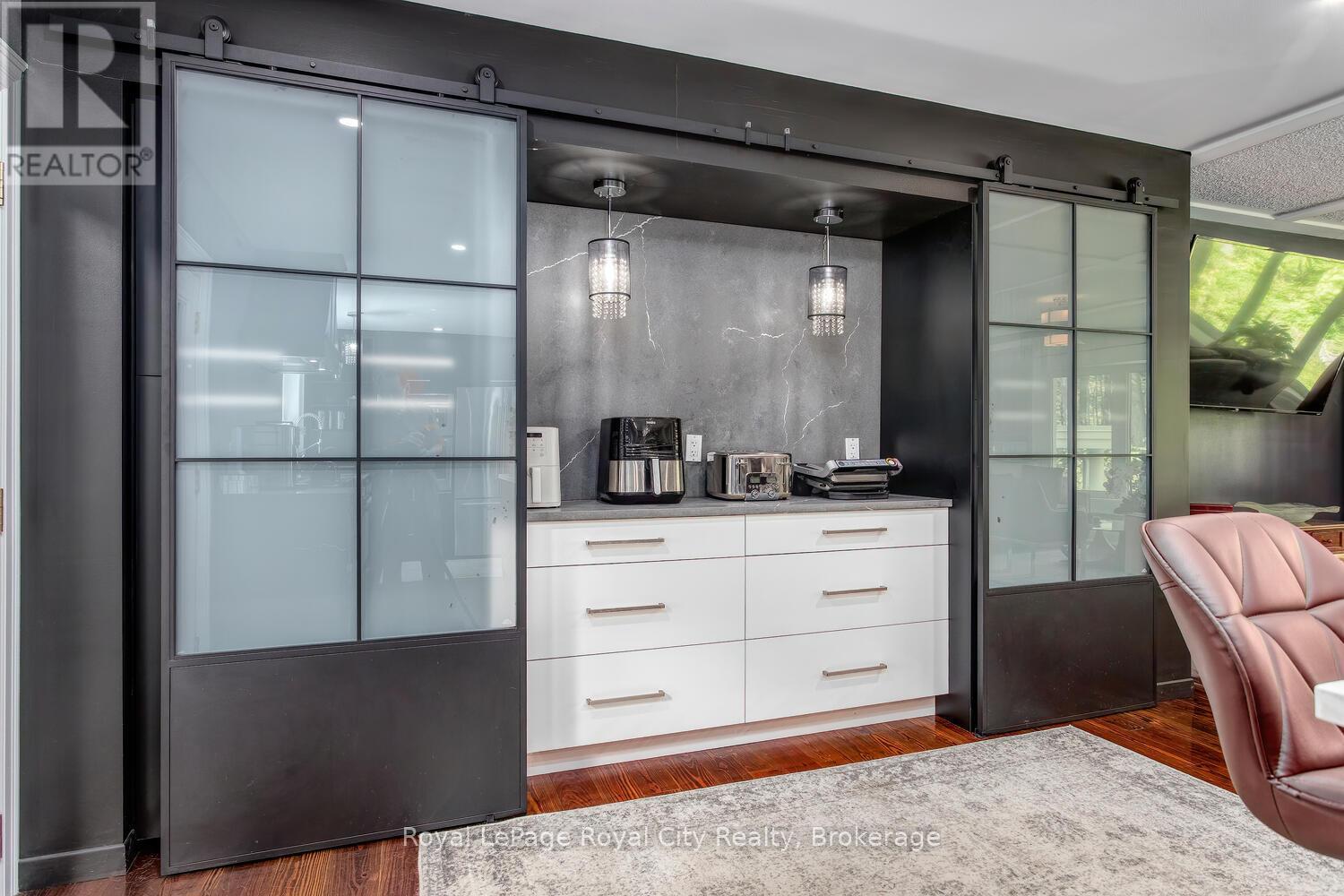 1158 Conservation Road E, Milton, Ontario  L0P 1B0 - Photo 15 - W12374352