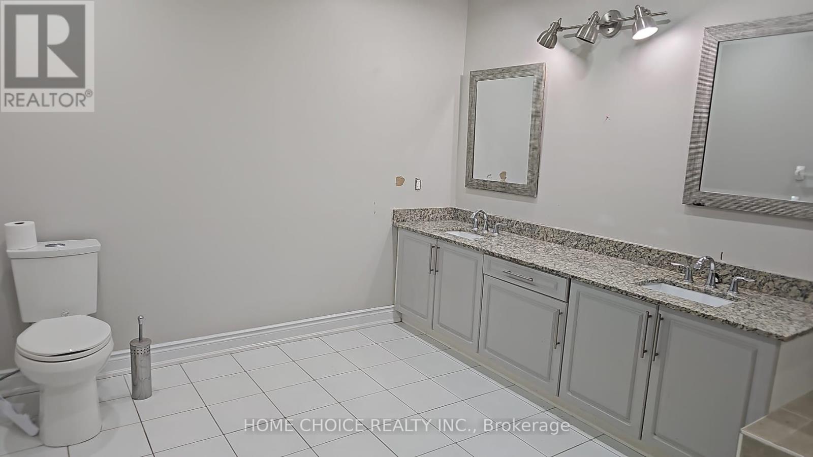 45 Livingston Drive W, Caledon, Ontario  L7C 1A1 - Photo 31 - W12640038