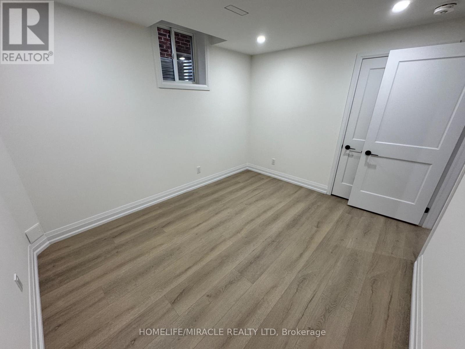 79 Cedarholme Avenue, Caledon, Ontario  L7C 3T2 - Photo 13 - W12642452