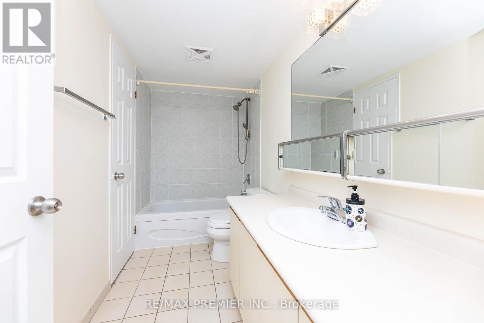 907 - 600 Rexdale Boulevard, Toronto, Ontario  M9W 6T4 - Photo 12 - W12642952