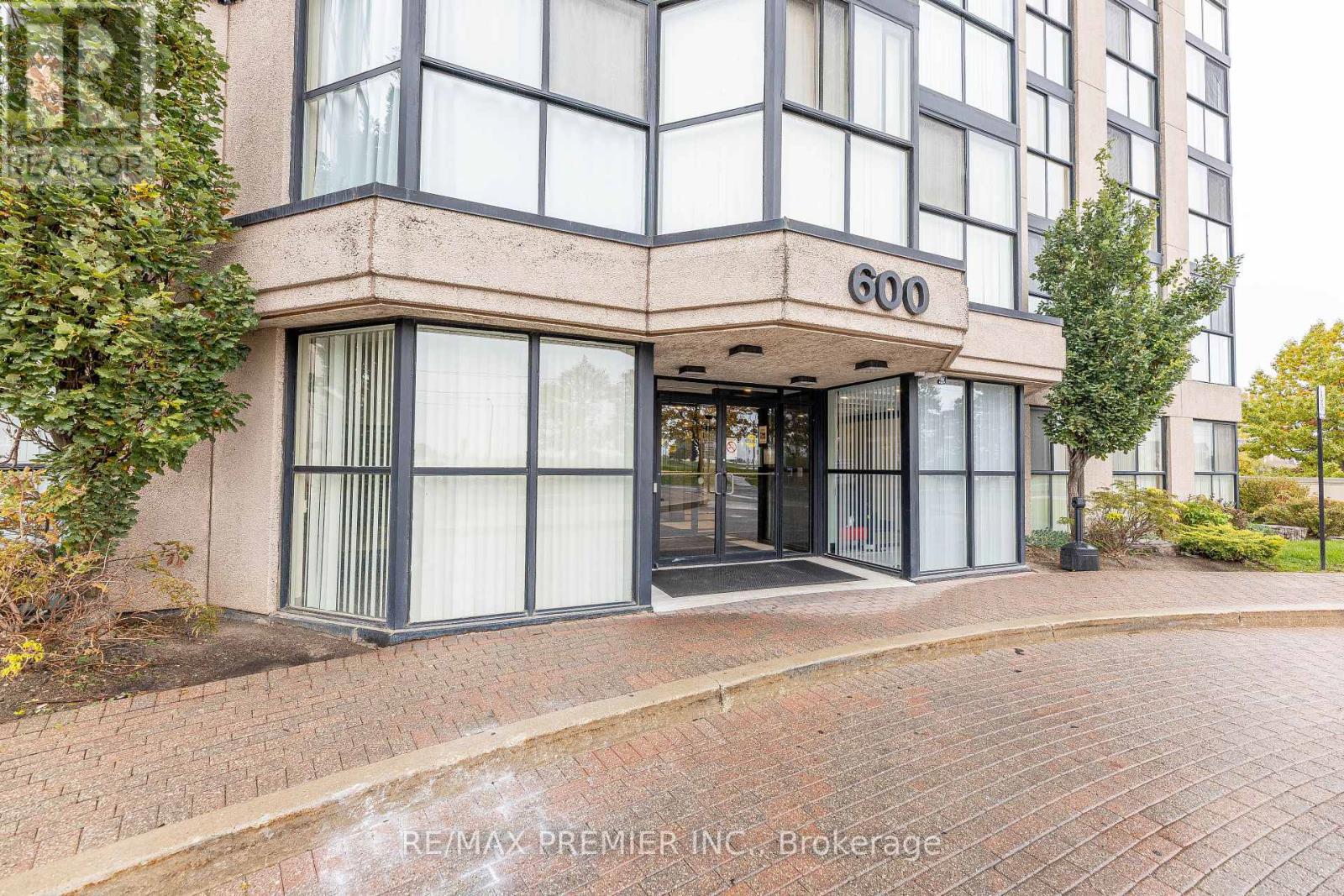 907 - 600 Rexdale Boulevard, Toronto, Ontario  M9W 6T4 - Photo 3 - W12642952