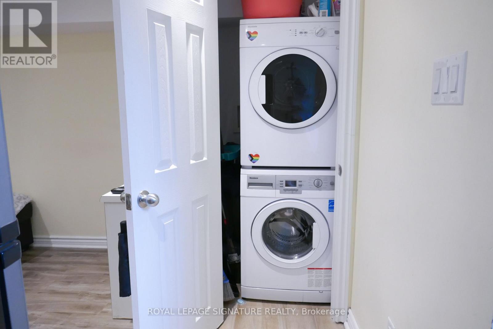 Lower - 47 Boon Avenue, Toronto, Ontario  M6E 3Z2 - Photo 8 - W12642966