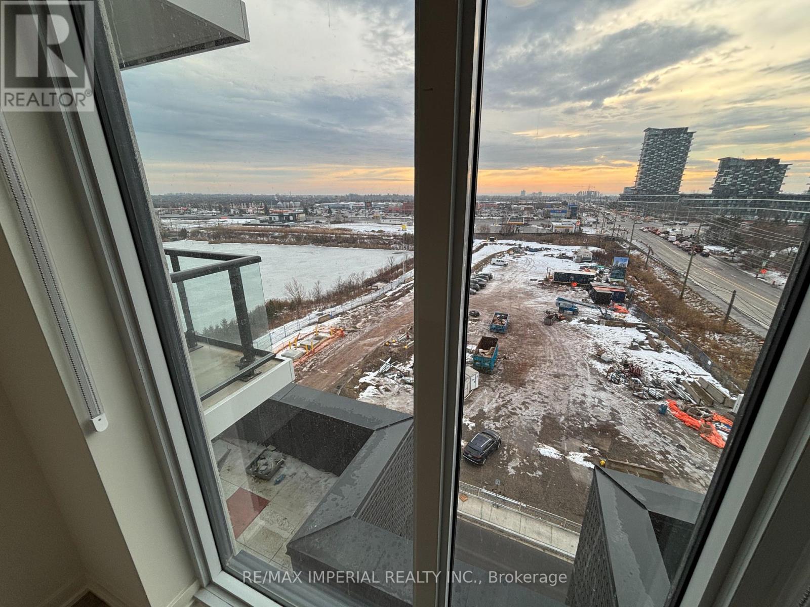 706 - 3071 Trafalgar Road, Oakville, Ontario  L6H 8C6 - Photo 16 - W12642988