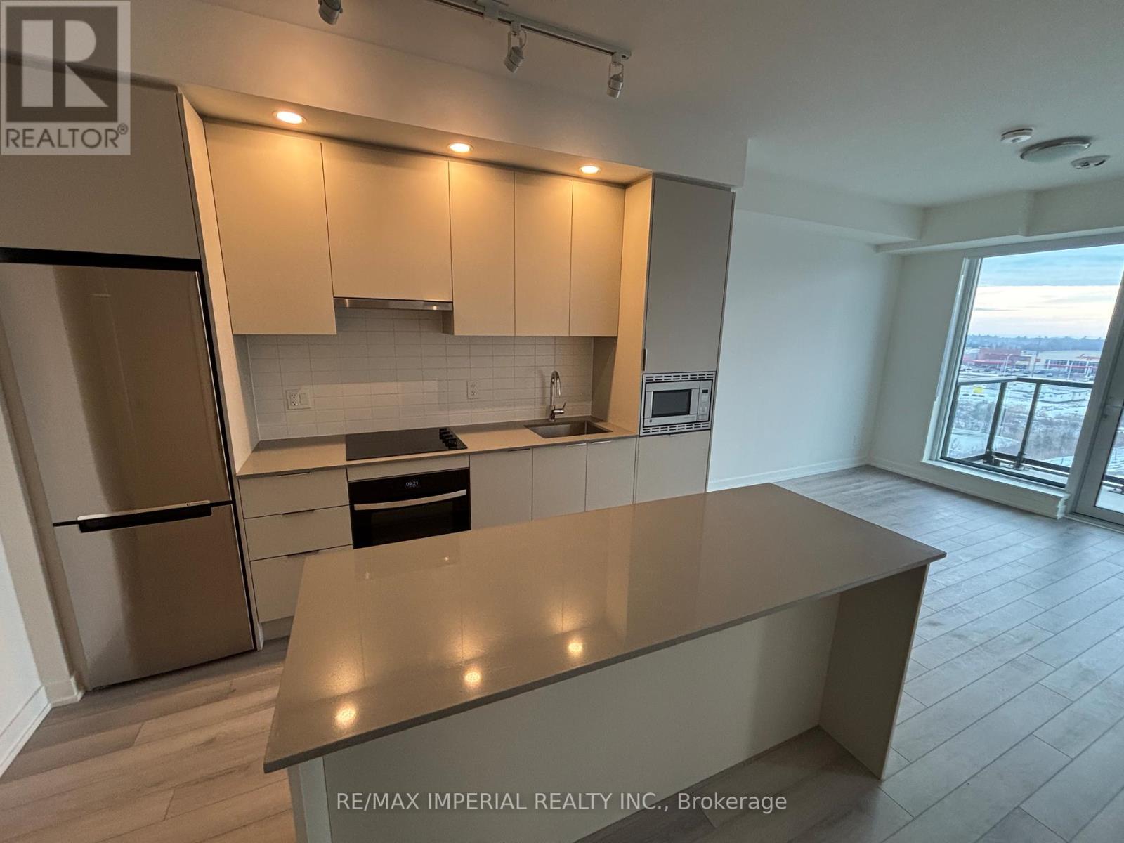 706 - 3071 Trafalgar Road, Oakville, Ontario  L6H 8C6 - Photo 7 - W12642988