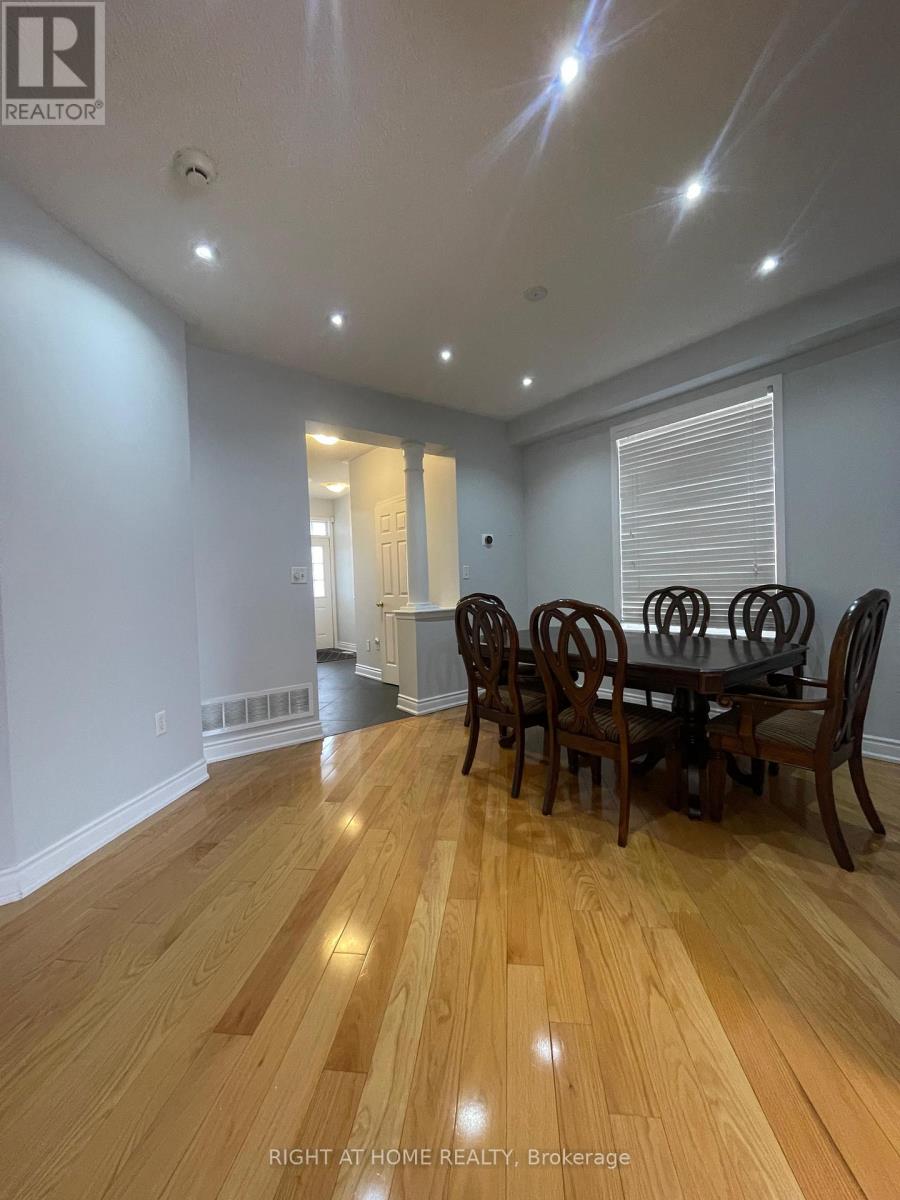 230 Fandango Drive, Brampton, Ontario  L6X 0M1 - Photo 18 - W12642992