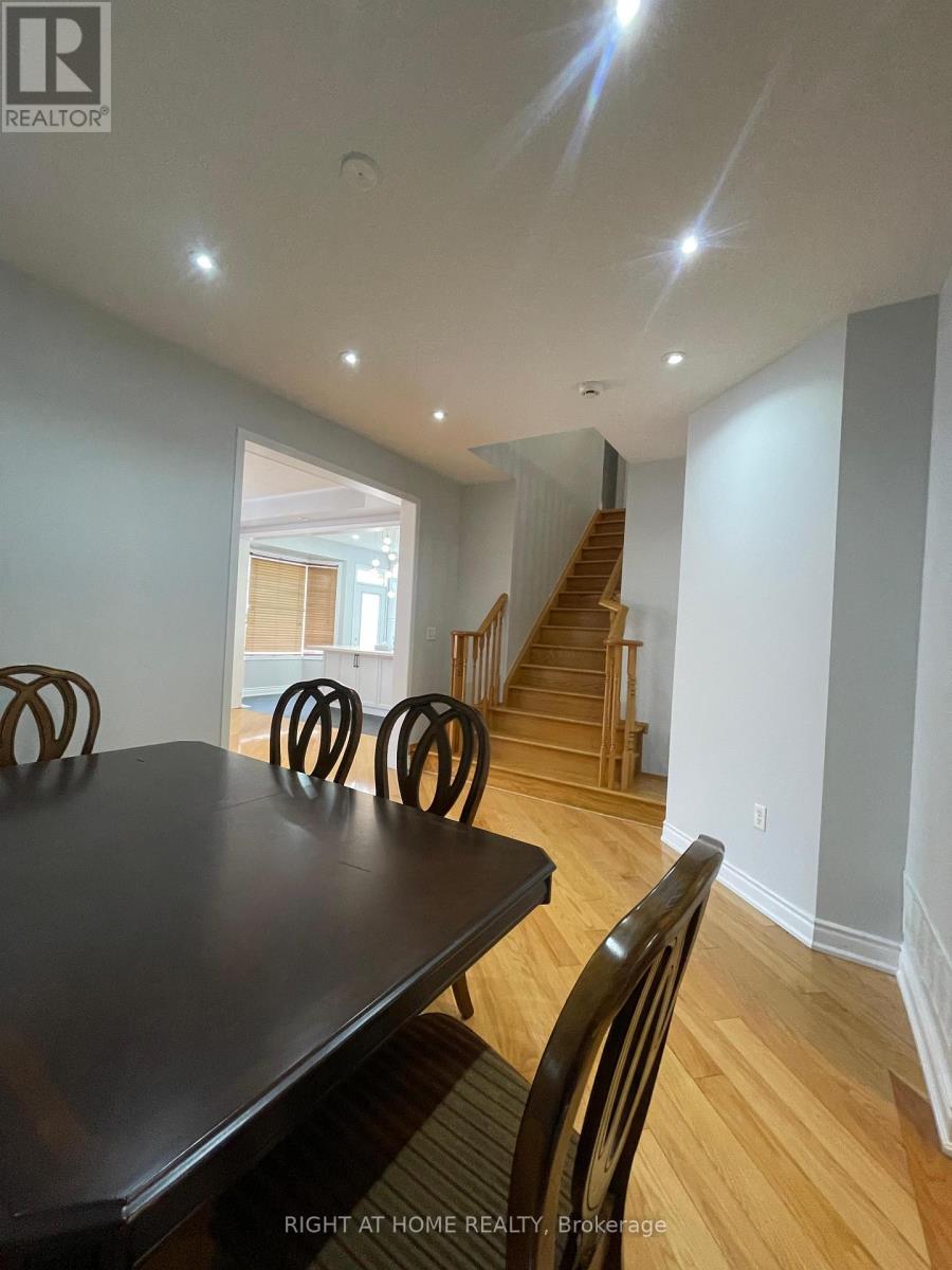 230 Fandango Drive, Brampton, Ontario  L6X 0M1 - Photo 19 - W12642992