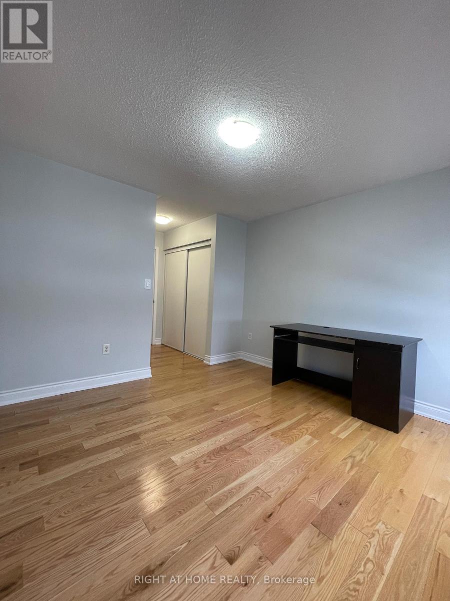 230 Fandango Drive, Brampton, Ontario  L6X 0M1 - Photo 30 - W12642992