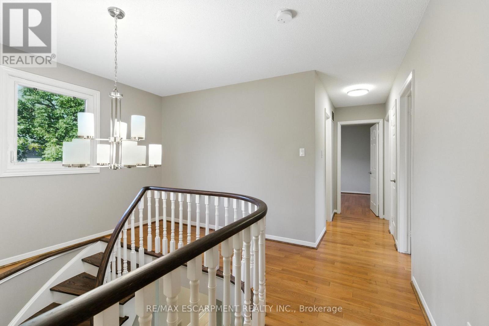 1624 Gallant Drive, Mississauga, Ontario  L5H 3S8 - Photo 19 - W12643000