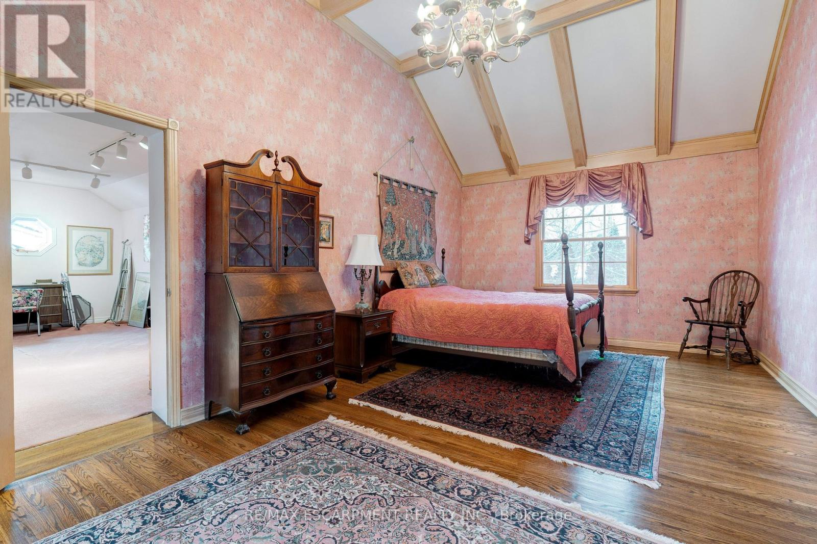 238 Penn Drive, Burlington, Ontario  L7N 2B8 - Photo 25 - W12643006