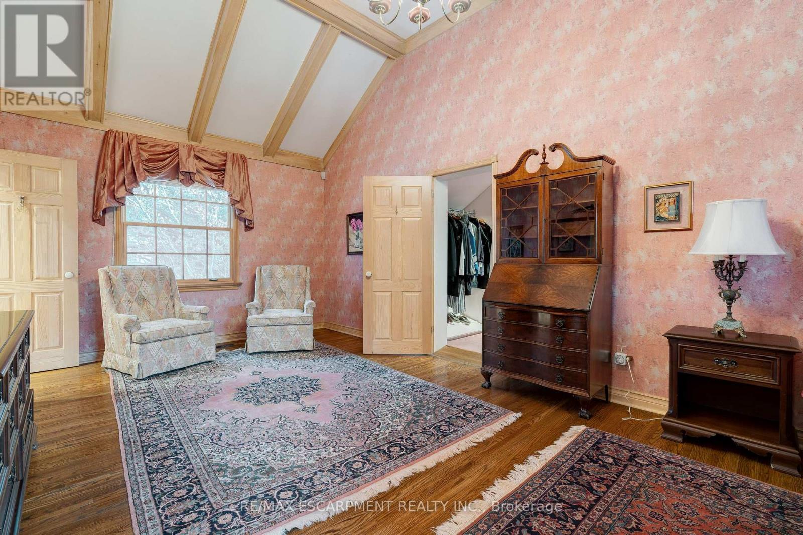 238 Penn Drive, Burlington, Ontario  L7N 2B8 - Photo 27 - W12643006