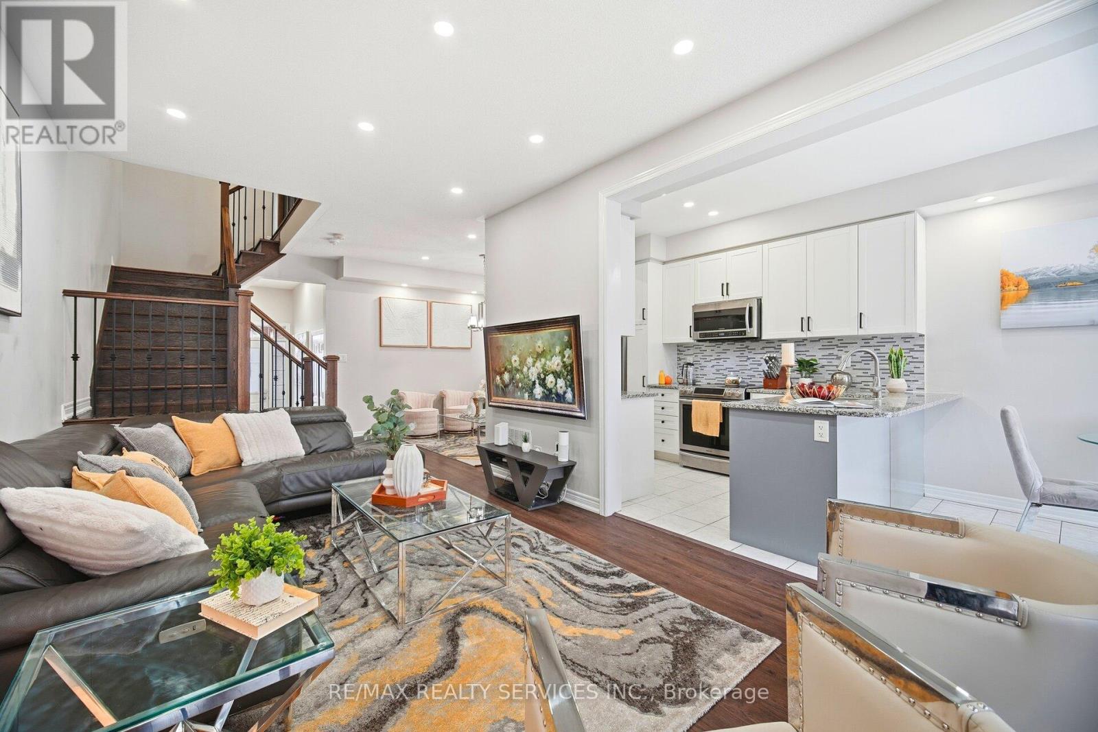 40 Abigail Crescent, Caledon, Ontario  L7C 4C7 - Photo 11 - W12643028