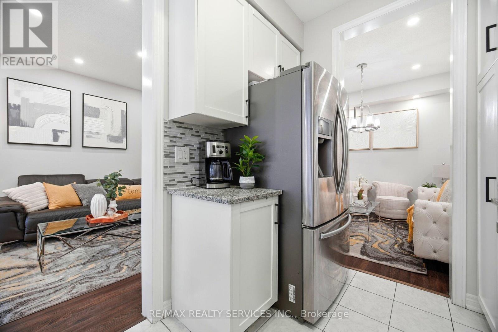 40 Abigail Crescent, Caledon, Ontario  L7C 4C7 - Photo 13 - W12643028