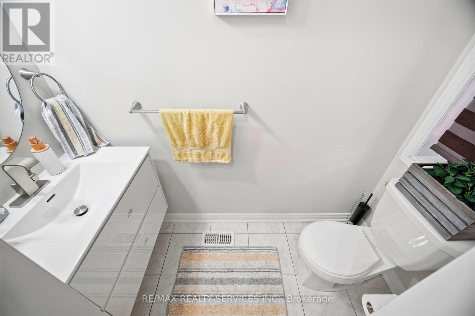 40 Abigail Crescent, Caledon, Ontario  L7C 4C7 - Photo 18 - W12643028