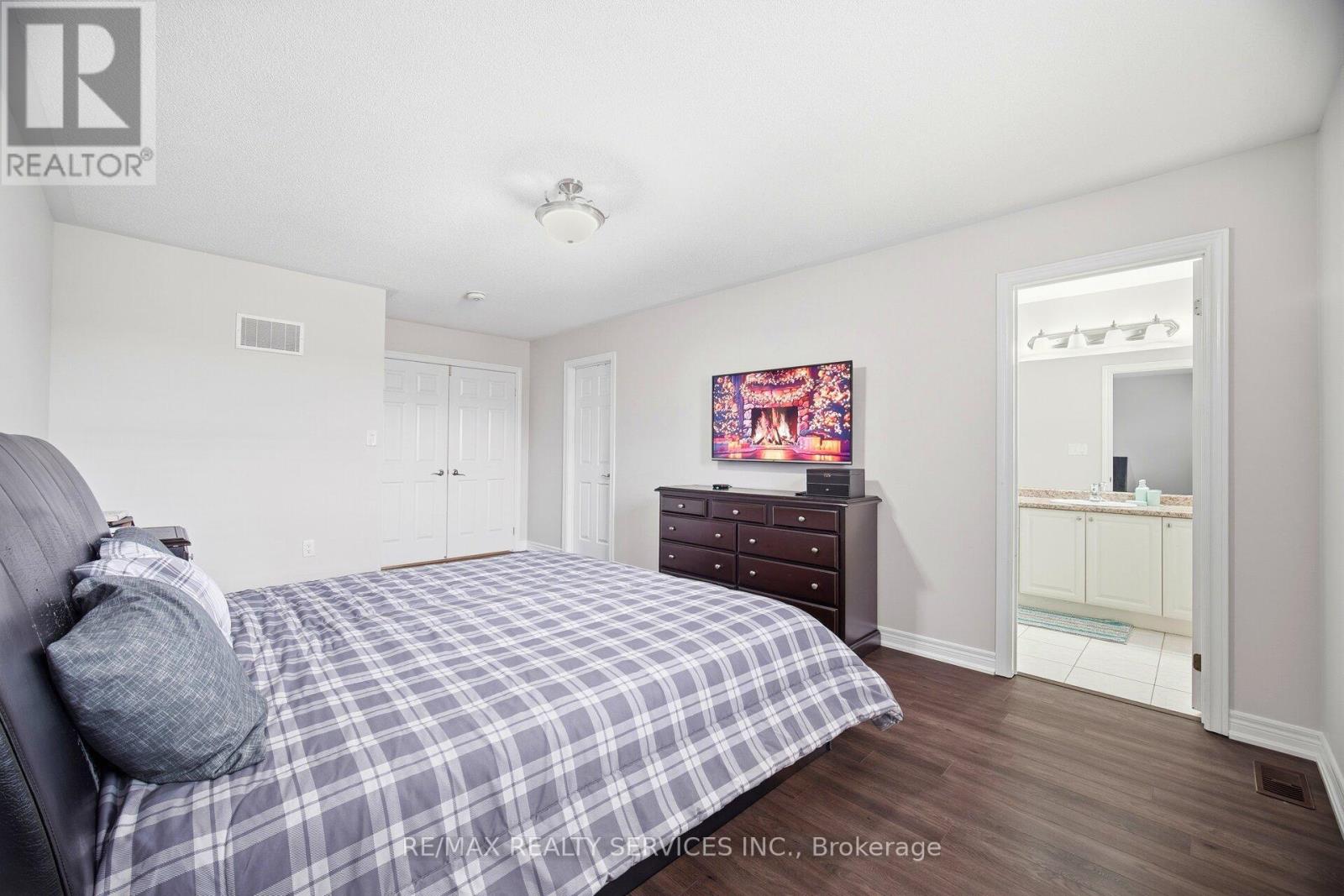 40 Abigail Crescent, Caledon, Ontario  L7C 4C7 - Photo 23 - W12643028