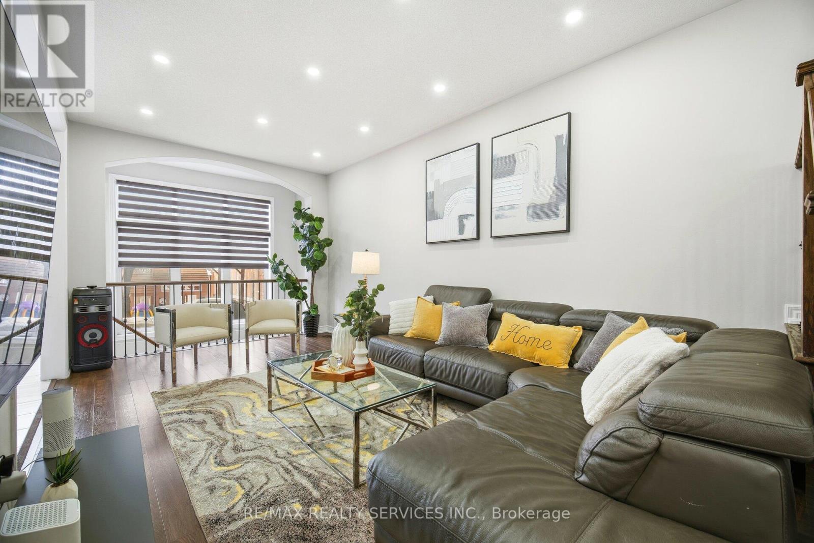 40 Abigail Crescent, Caledon, Ontario  L7C 4C7 - Photo 9 - W12643028