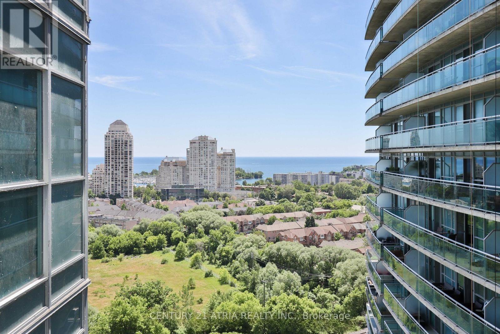 1731 - 165 Legion Road N, Toronto, Ontario  M8Y 0B3 - Photo 9 - W12643030