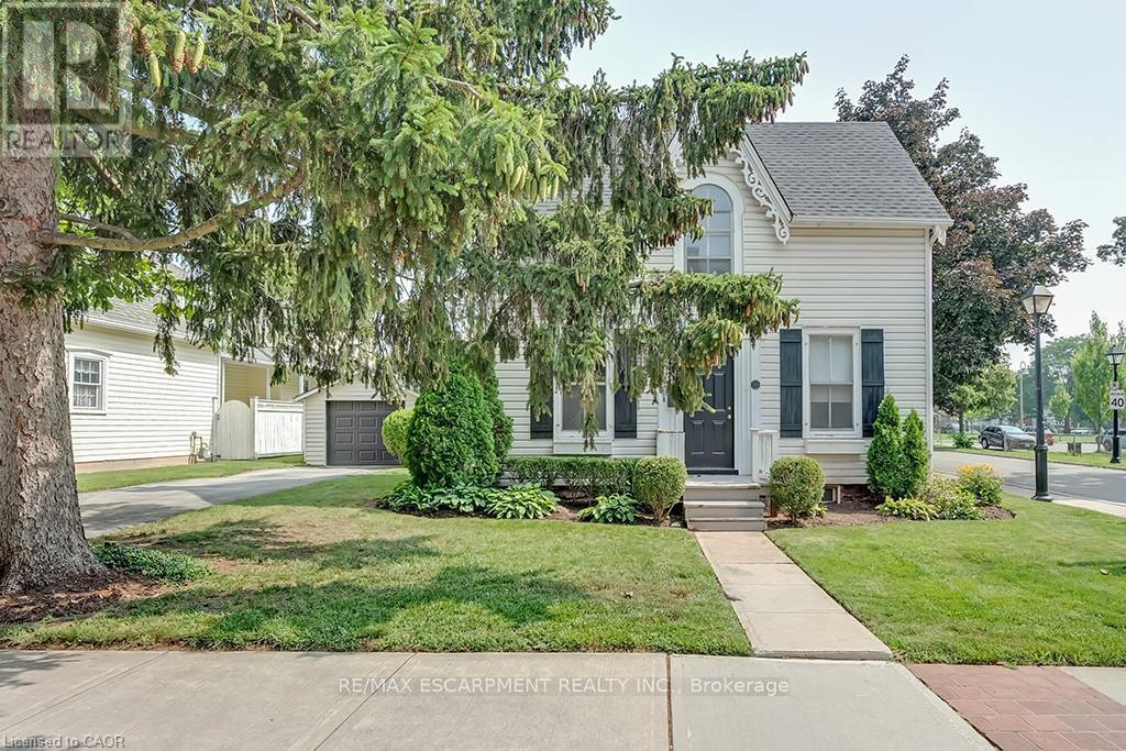 491 Pearl Street, Burlington, Ontario  L7R 2N4 - Photo 3 - W12643044