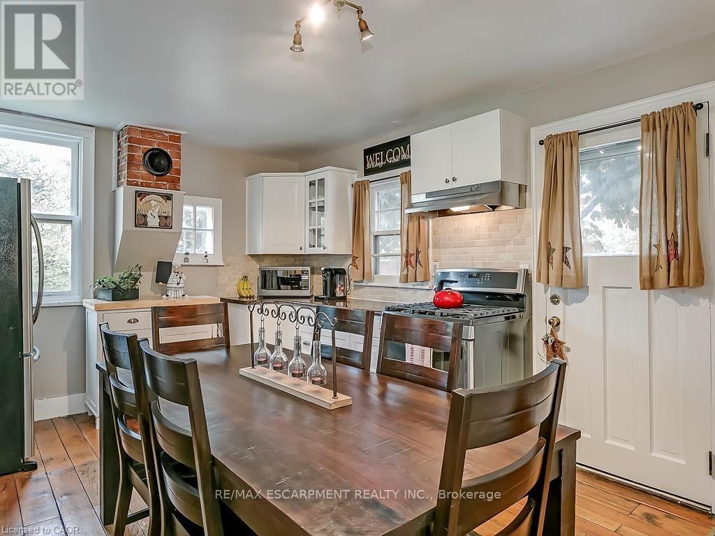 491 Pearl Street, Burlington, Ontario  L7R 2N4 - Photo 9 - W12643044