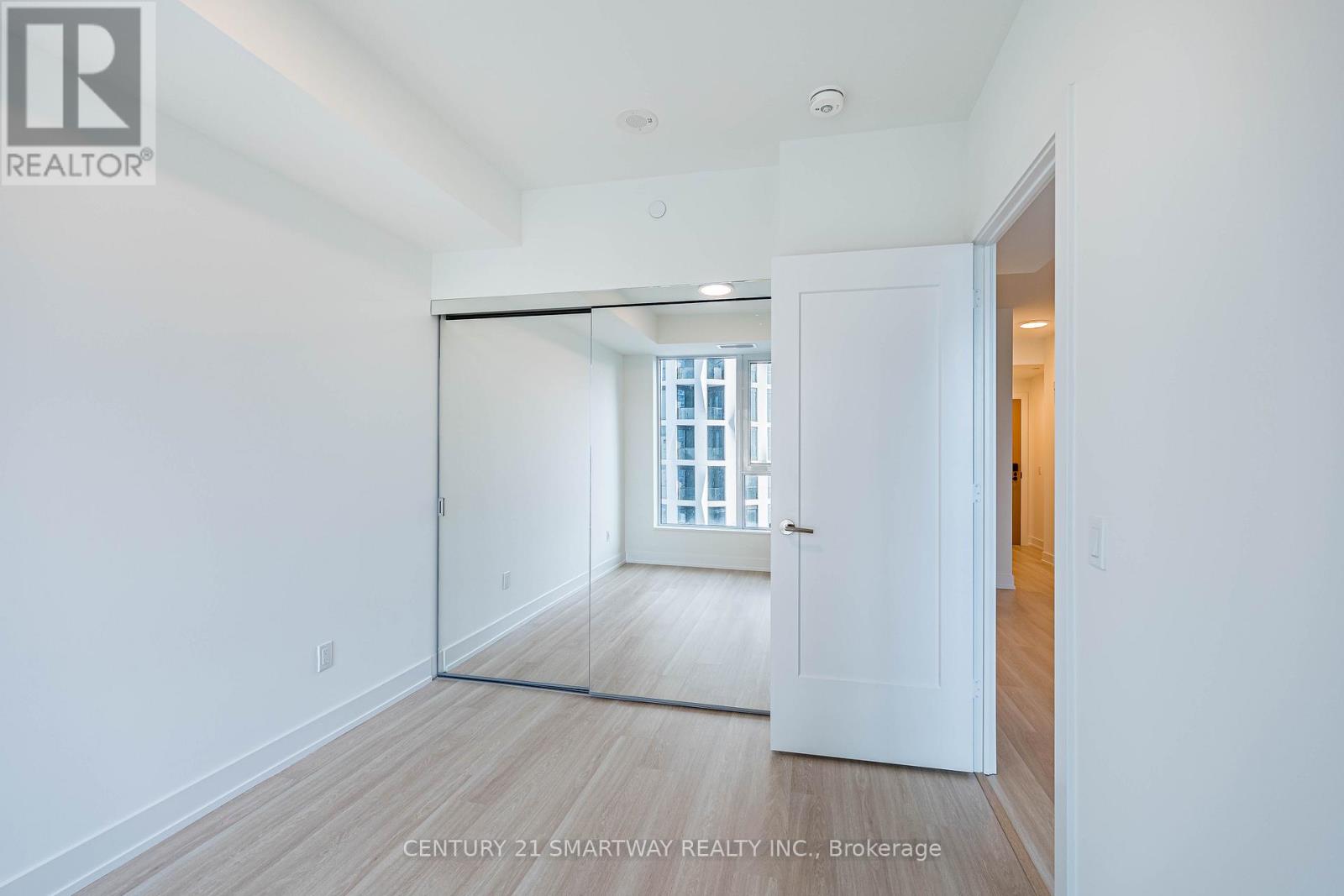 911 - 60 Central Park Roadway, Toronto, Ontario  M9A 0E6 - Photo 20 - W12643052