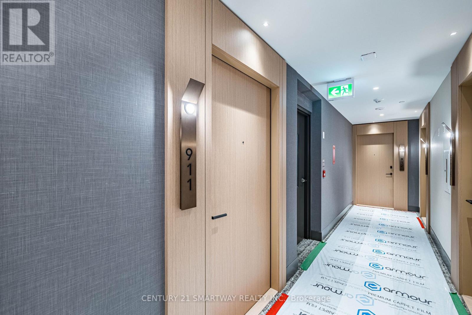 911 - 60 Central Park Roadway, Toronto, Ontario  M9A 0E6 - Photo 6 - W12643052