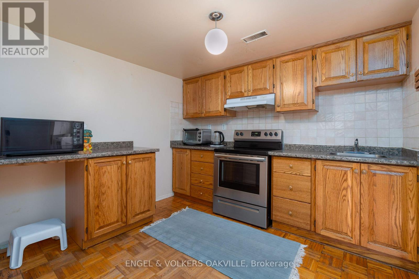 183 Vodden Street E, Brampton, Ontario  L6V 1M9 - Photo 26 - W12643054