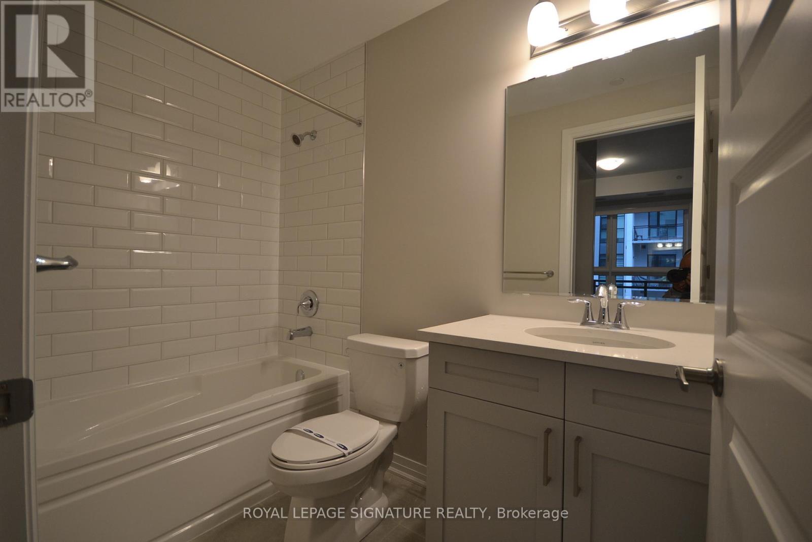 420 - 480 Gordon Krantz Avenue, Milton, Ontario  L9E 1Z4 - Photo 15 - W12643076