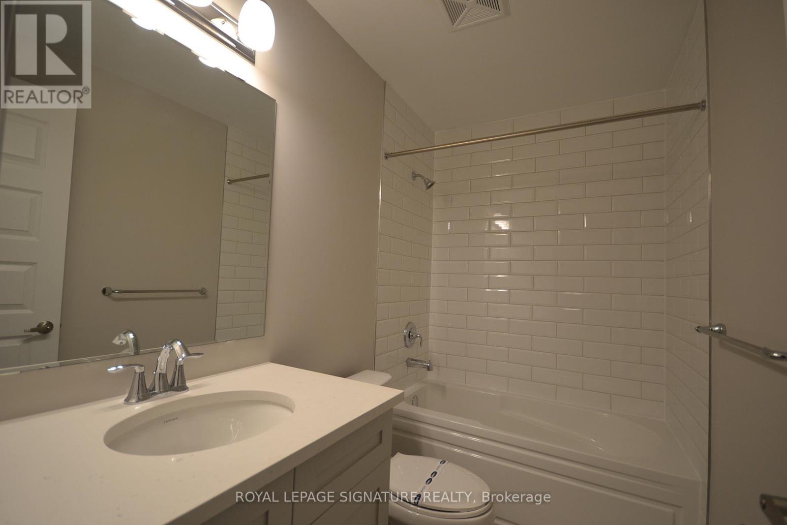 420 - 480 Gordon Krantz Avenue, Milton, Ontario  L9E 1Z4 - Photo 17 - W12643076