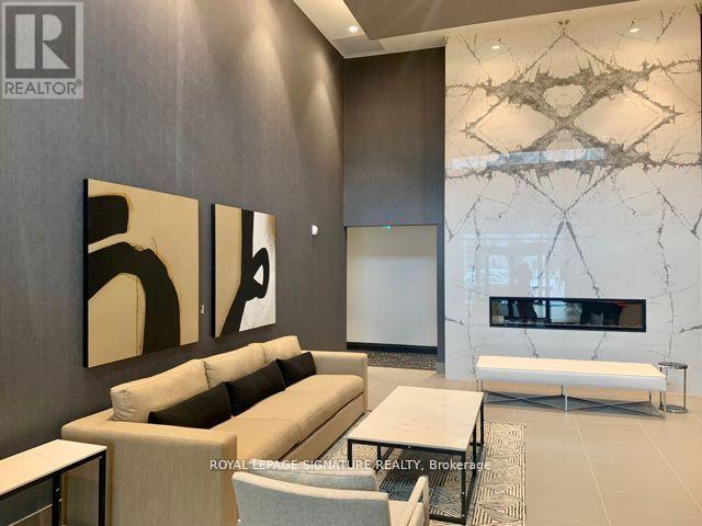 420 - 480 Gordon Krantz Avenue, Milton, Ontario  L9E 1Z4 - Photo 2 - W12643076