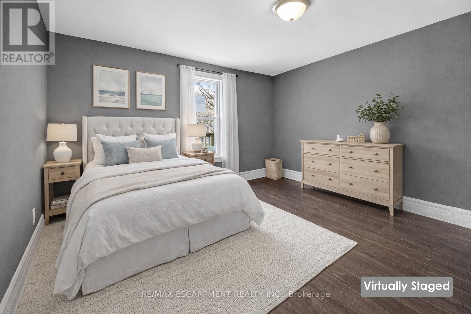 49 Allan Avenue, Hamilton, Ontario  L8H 2C8 - Photo 8 - X12642938