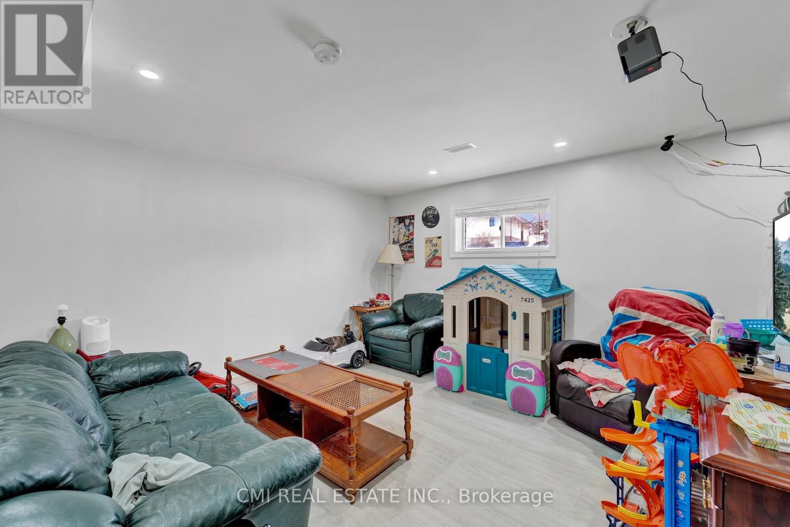 1337 Tudor Crescent, Peterborough, Ontario  K9L 1X1 - Photo 14 - X12642970