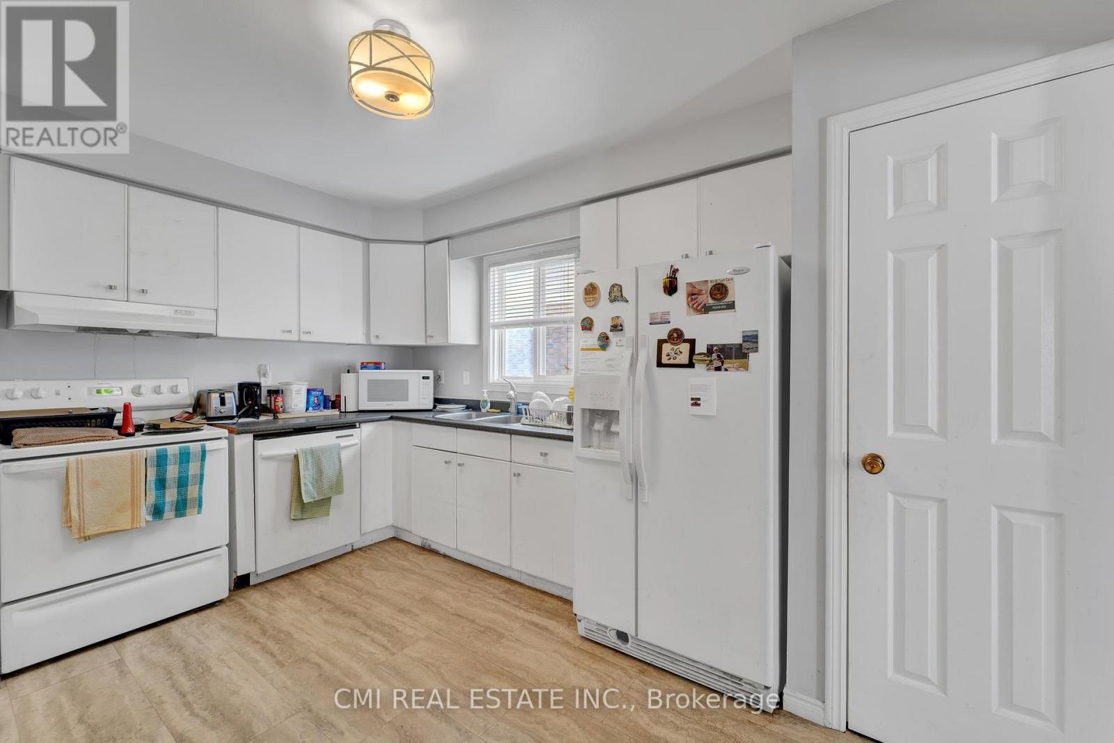 1337 Tudor Crescent, Peterborough, Ontario  K9L 1X1 - Photo 6 - X12642970