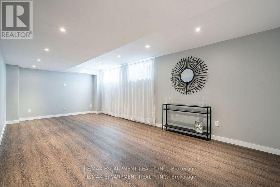 141 Voyager Pass, Hamilton, Ontario  L0R 1C0 - Photo 31 - X12642972