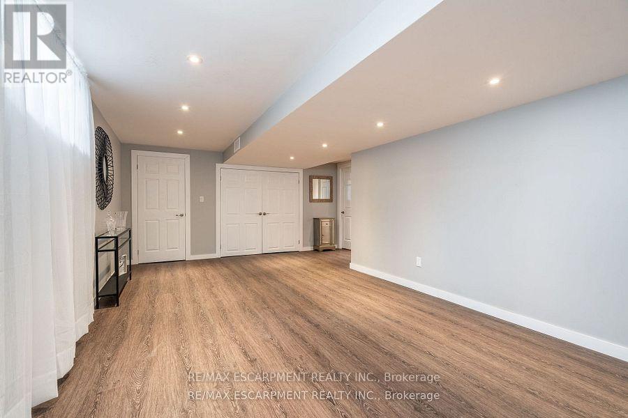 141 Voyager Pass, Hamilton, Ontario  L0R 1C0 - Photo 32 - X12642972