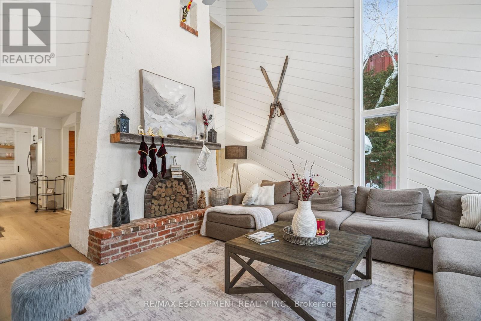 144 Carmichael Crescent, Blue Mountains, Ontario  L9Y 0R3 - Photo 13 - X12642990