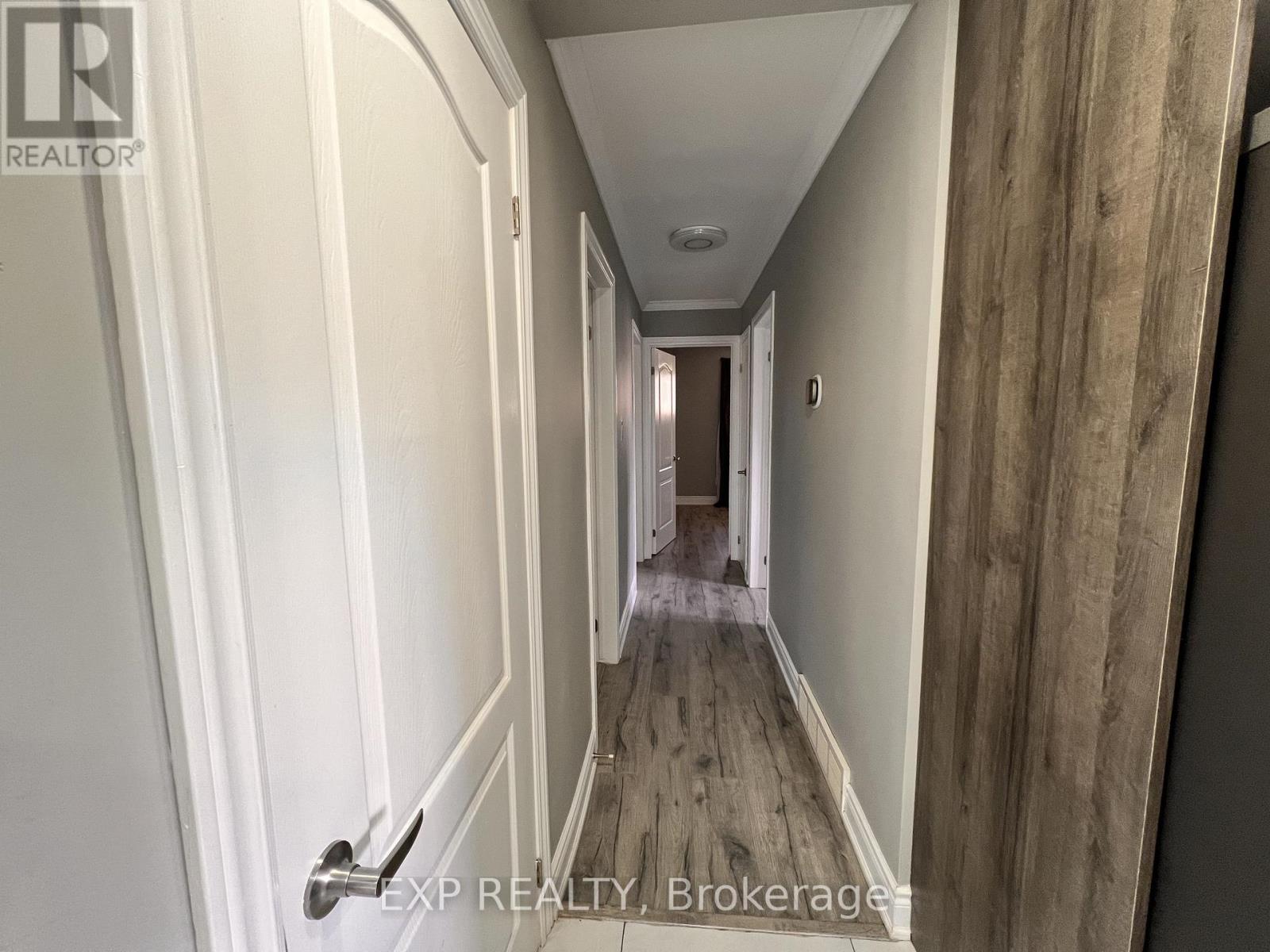 64 Gainsborough Road, Hamilton, Ontario  L8E 1E1 - Photo 20 - X12643016