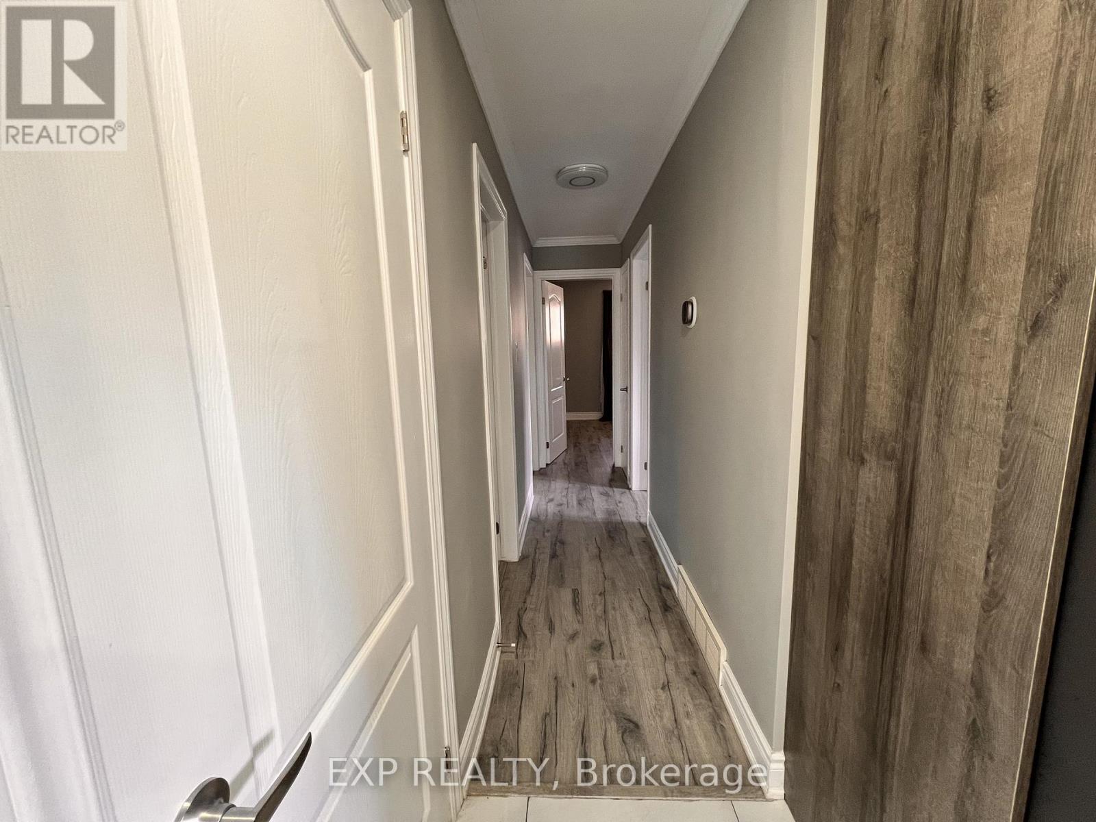 64 Gainsborough Road, Hamilton, Ontario  L8E 1E1 - Photo 22 - X12643016