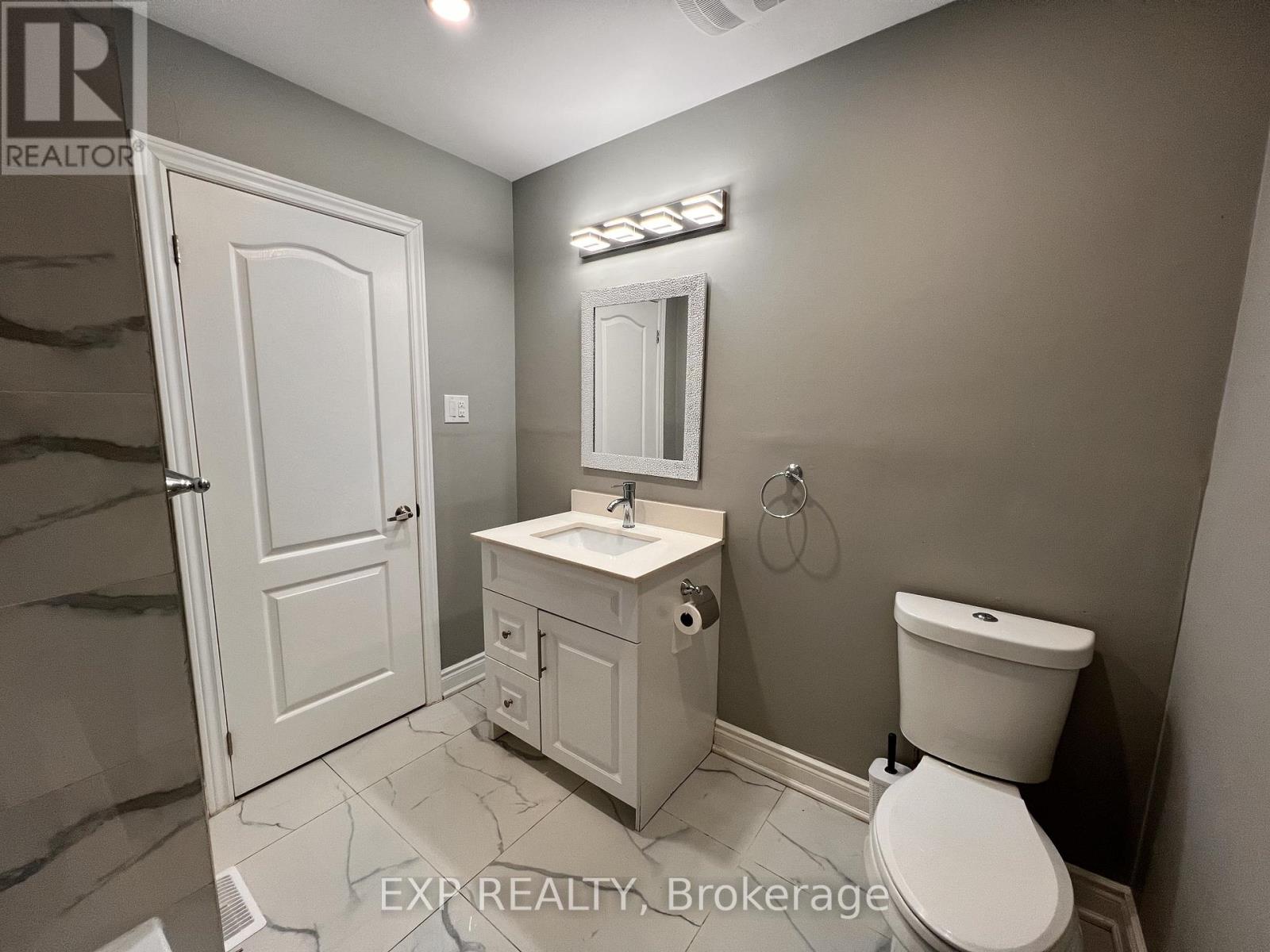 64 Gainsborough Road, Hamilton, Ontario  L8E 1E1 - Photo 24 - X12643016