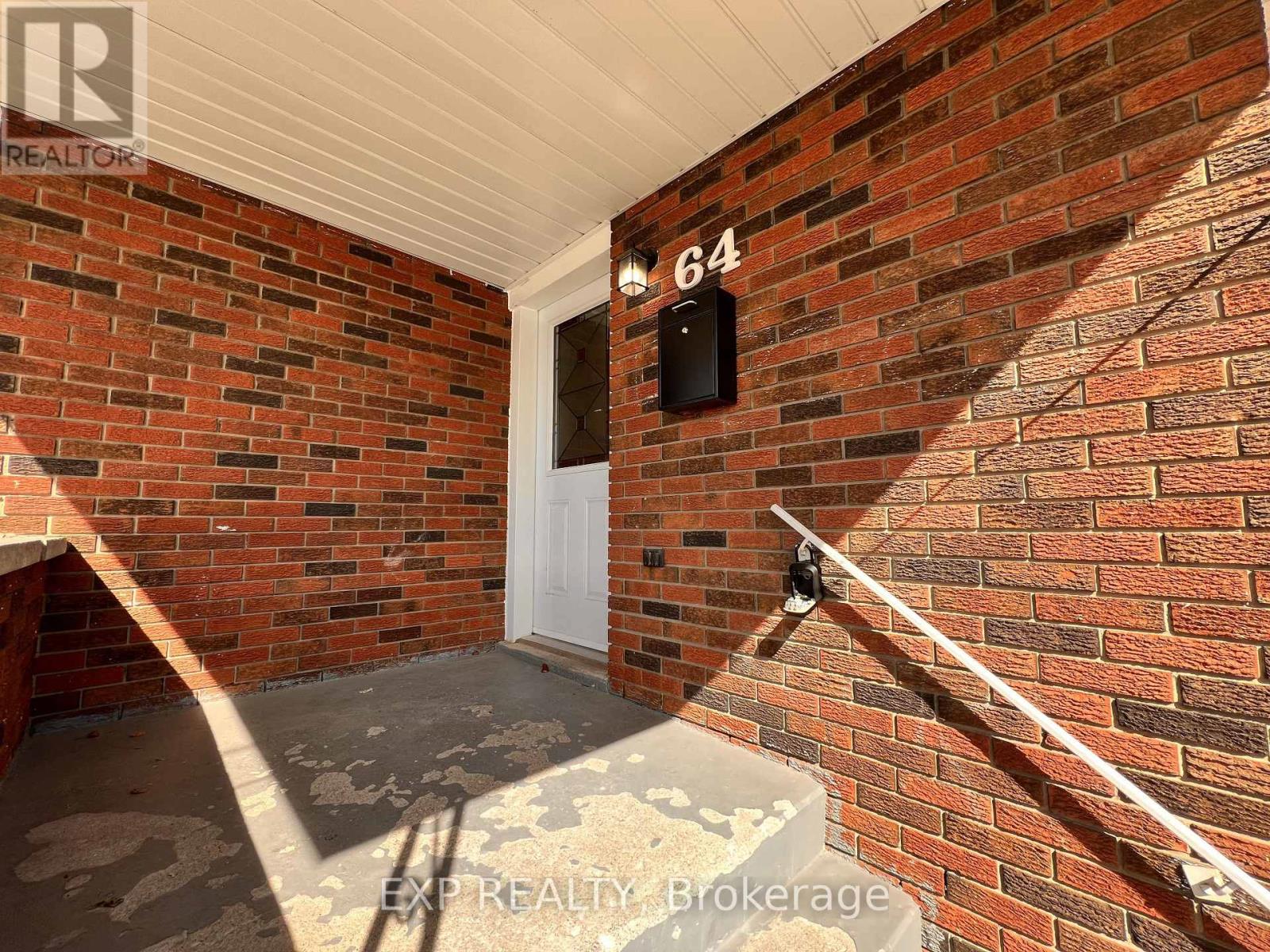 64 Gainsborough Road, Hamilton, Ontario  L8E 1E1 - Photo 39 - X12643016