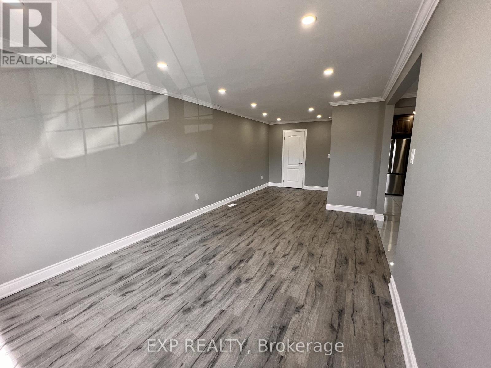 64 Gainsborough Road, Hamilton, Ontario  L8E 1E1 - Photo 47 - X12643016